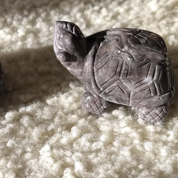 vintage 70s pair of carved stone turtle tortoise figurines - Picture 3 of 12